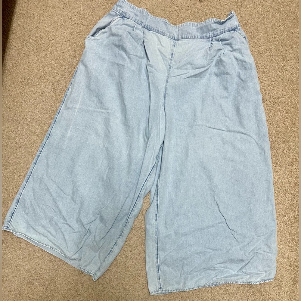 American Eagle pants